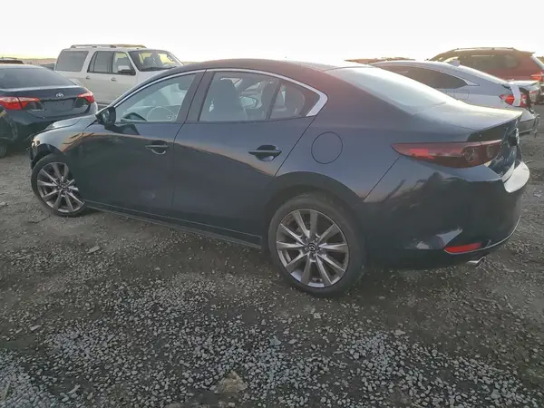 JM1BPABL1M1303421 2021 MAZDA 3 - Image 2