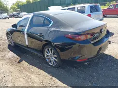JM1BPABL1M1323538 2021 MAZDA 3