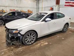 JM1BPABL4M1317586 2021 MAZDA 3