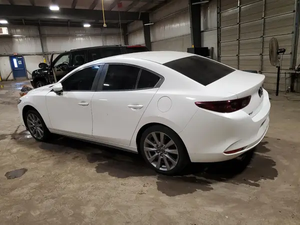 JM1BPABL5M1335370 2021 MAZDA 3 - Image 2