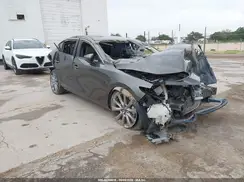 JM1BPABL6M1332042 2021 MAZDA 3