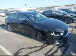 JM1BPABL7M1322815 2021 MAZDA 3
