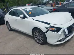 JM1BPABL7M1330588 2021 MAZDA 3
