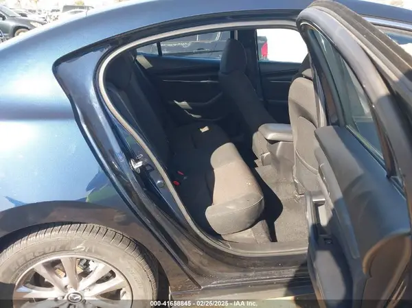 JM1BPABL8K1109756 2019 MAZDA 3 - Image 8