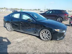 JM1BPABLXM1337566 2021 MAZDA 3