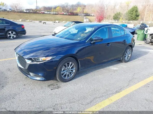 JM1BPABM1R1717444 2024 MAZDA 3 - Image 2