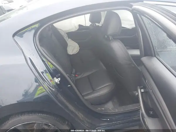 JM1BPABM5S1758018 2025 MAZDA 3 - Image 8