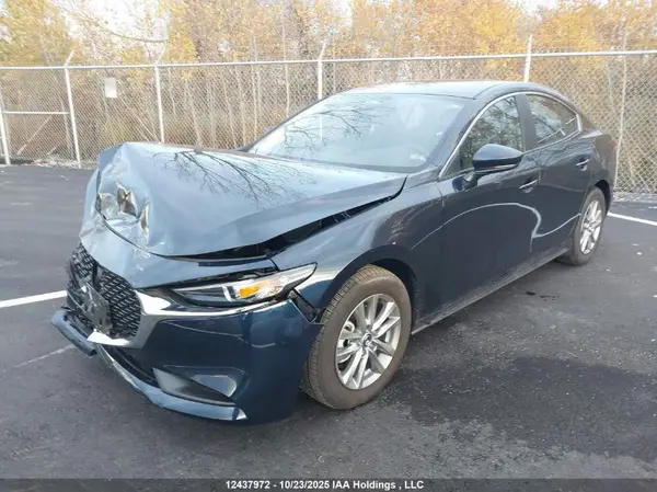 JM1BPABM5S1790211 2025 MAZDA 3 - Image 2