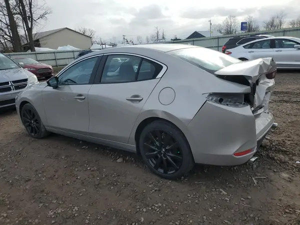 JM1BPABM6S1755922 2025 MAZDA 3 - Image 2
