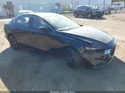 JM1BPABM6S1762899 2025 MAZDA 3