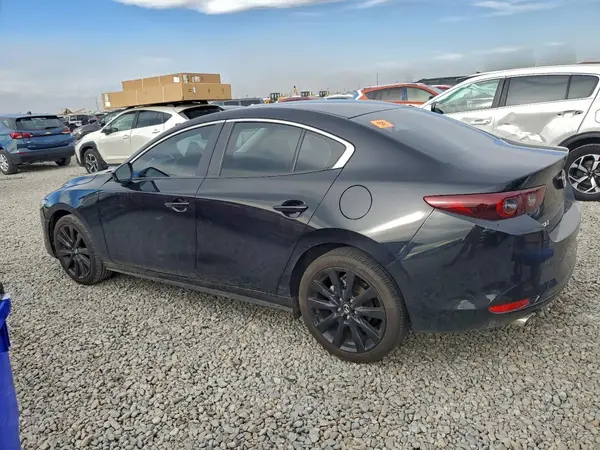 JM1BPABM7S1768615 2025 MAZDA 3 - Image 2