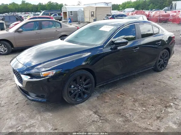 JM1BPABM8S1781776 2025 MAZDA 3 - Image 2