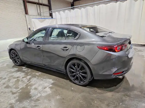 JM1BPABM9S1761584 2025 MAZDA 3 - Image 2