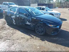 JM1BPABMXS1762615 2025 MAZDA 3