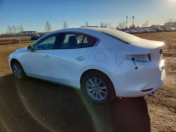 JM1BPABMXS1798353 2025 MAZDA 3 - Image 2