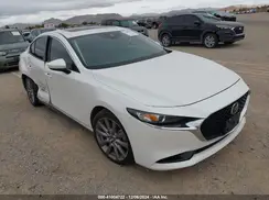 JM1BPACL1M1318242 2021 MAZDA 3