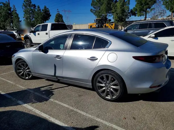 JM1BPACL2K1111114 2019 MAZDA 3 - Image 2