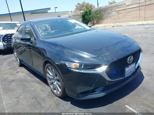 JM1BPACL2M1327726 2021 MAZDA 3 - Image 1