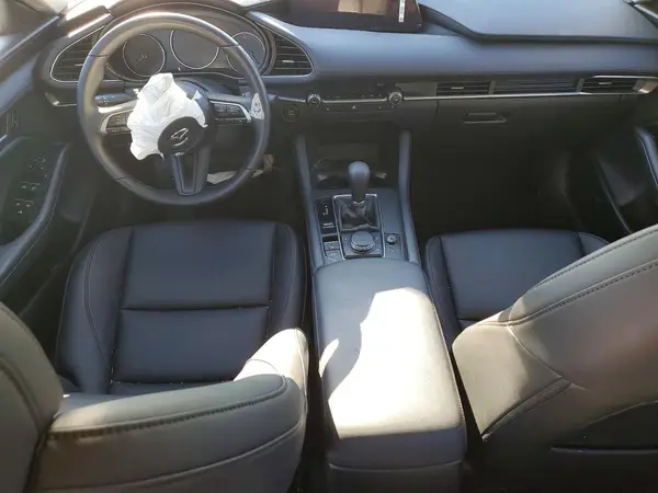 JM1BPACL2T1855586 2026 MAZDA 3 - Image 8