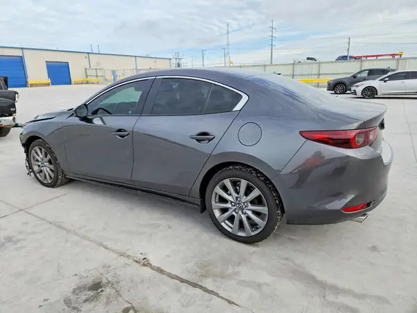 JM1BPACL2T1869780 2026 MAZDA 3 - Image 2