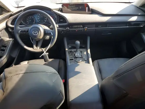 JM1BPACL2T1886031 2026 MAZDA 3 - Image 8