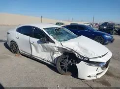 JM1BPACL3K1114037 2019 MAZDA 3