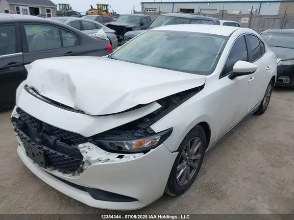 JM1BPACL3K1128651 2019 MAZDA 3 - Image 2
