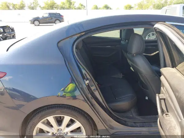 JM1BPACL3L1173638 2020 MAZDA 3 - Image 8