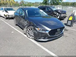 JM1BPACL3M1315844 2021 MAZDA 3