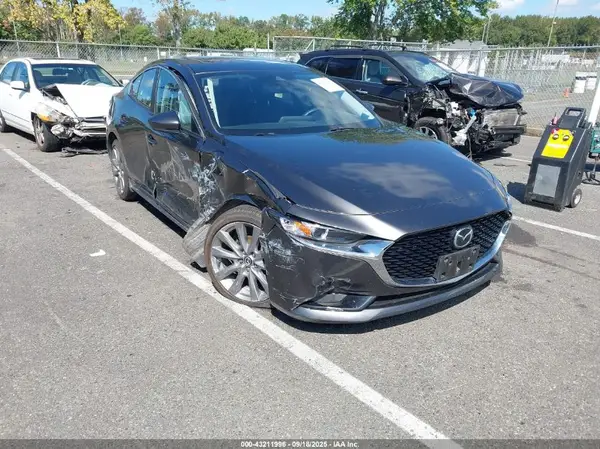 JM1BPACL3M1315844 2021 MAZDA 3 - Image 1