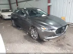 JM1BPACL3T1855306 2026 MAZDA 3