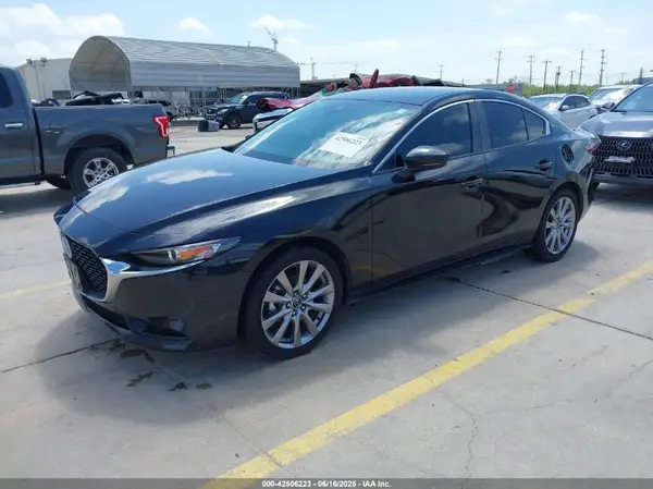 JM1BPACL4K1110174 2019 MAZDA 3 - Image 2