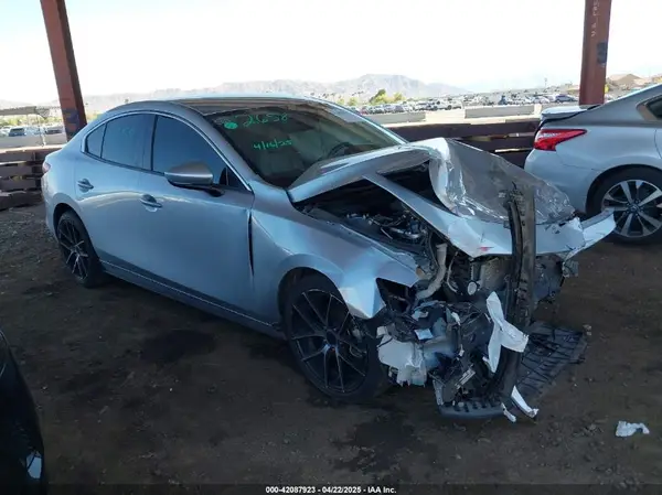 JM1BPACL5K1113424 2019 MAZDA 3 - Image 1