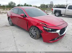 JM1BPACL5M1335495 2021 MAZDA 3