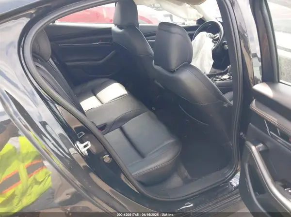 JM1BPACL8K1109707 2019 MAZDA 3 - Image 8