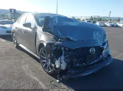 JM1BPACL9K1110364 2019 MAZDA 3