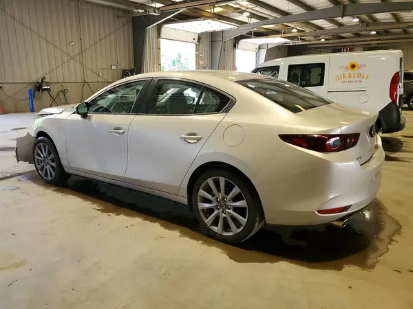 JM1BPACL9T1867606 2026 MAZDA 3 - Image 2