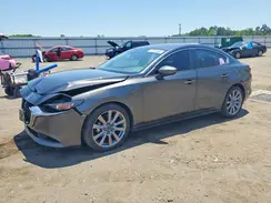 JM1BPACLXK1108087 2019 MAZDA 3