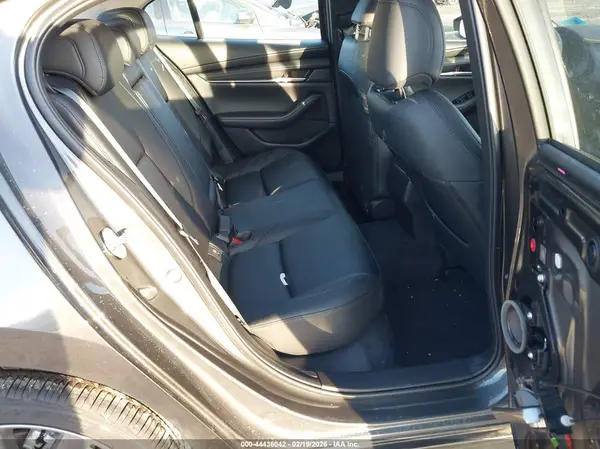 JM1BPACLXT1853780 2026 MAZDA 3 - Image 8