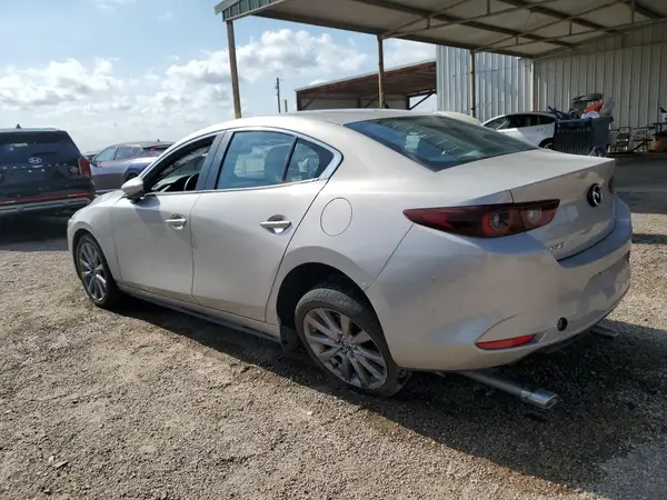 JM1BPACM0S1767899 2025 MAZDA 3 - Image 2