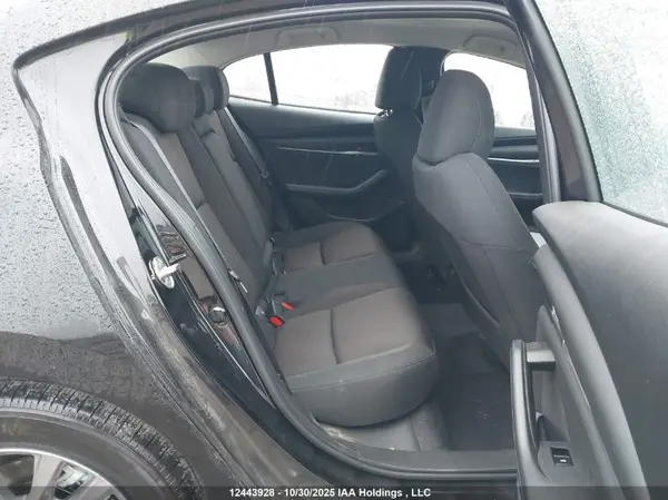 JM1BPACM0S1794603 2025 MAZDA 3 - Image 8