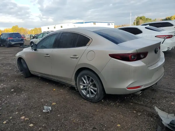 JM1BPACM1S1752652 2025 MAZDA 3 - Image 2