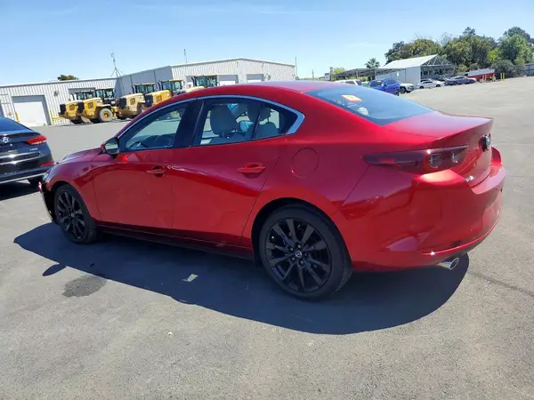JM1BPACM1S1760945 2025 MAZDA 3 - Image 2