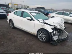 JM1BPACM1S1764199 2025 MAZDA 3