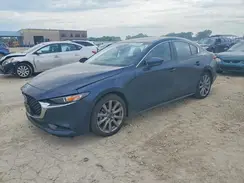 JM1BPACM1S1782217 2025 MAZDA 3