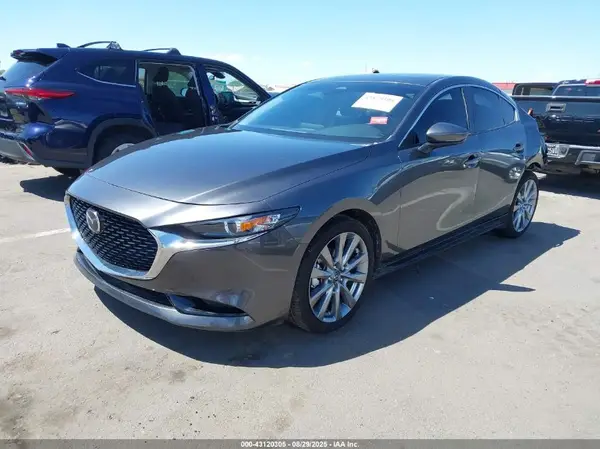 JM1BPACM2S1763420 2025 MAZDA 3 - Image 2