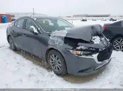 JM1BPACM2S1777575 2025 MAZDA 3