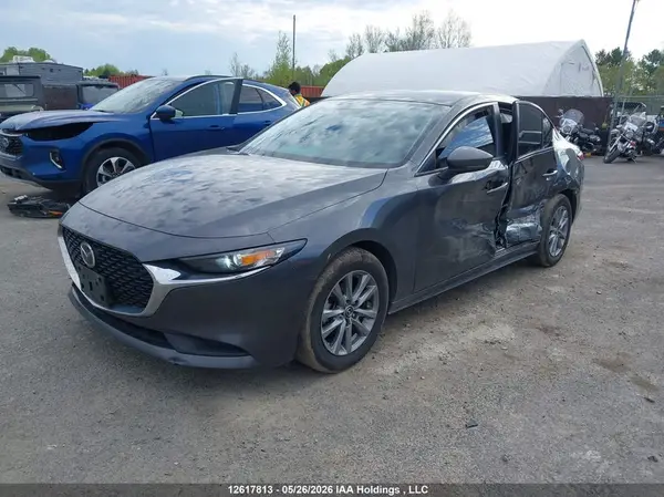 JM1BPACM3S1756928 2025 MAZDA 3 - Image 2