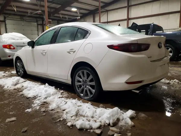 JM1BPACM3S1758467 2025 MAZDA 3 - Image 2