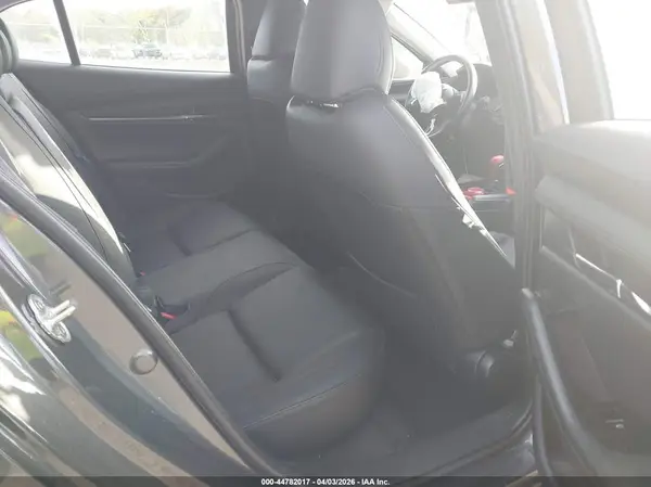 JM1BPACM3S1762566 2025 MAZDA 3 - Image 8